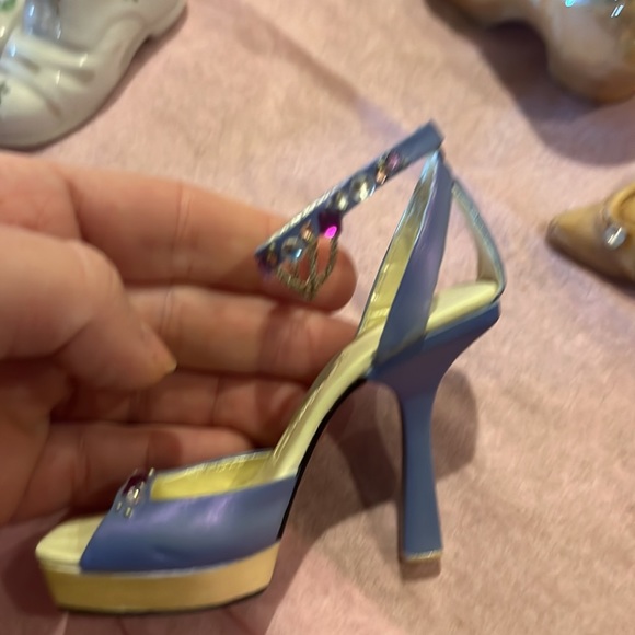 Shoe Collection - Picture 7 of 16